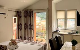 Pearl Apartments
